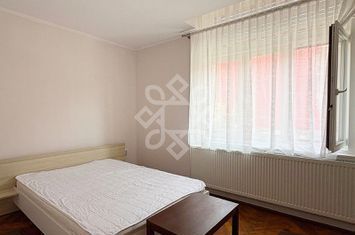 Studio de inchiriat in Piata Unirii din Oradea anunturi imobiliare Bihor