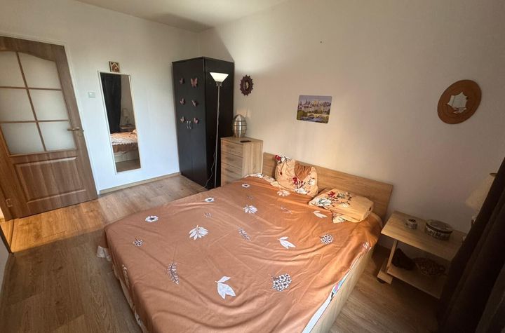 Universitate 2 camere 4/9 6 minute metrou anunturi imobiliare Bucuresti