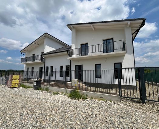 Vilă 5 cam Sibiu, 110 mp, P+1