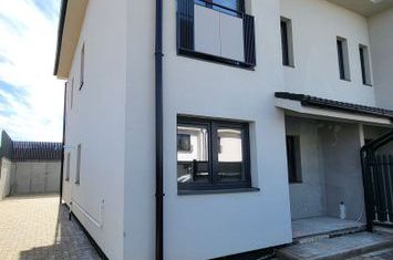 Vilă - 5 camere de vanzare CISNADIE - Sibiu anunturi imobiliare Sibiu