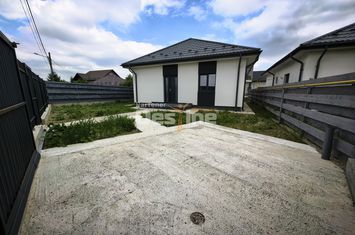 Casă - 3 camere de vanzare IASI - Iasi anunturi imobiliare Iasi