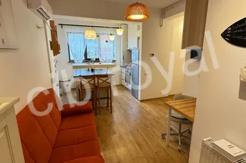 Inchiriez apartament 2 camere tip studio zona 13 Septembrie-Marriott,Str. Sabinelor,bloc 2015, la 10 minute de mers pe jos Palatul Parlamentului anunturi imobiliare Bucuresti