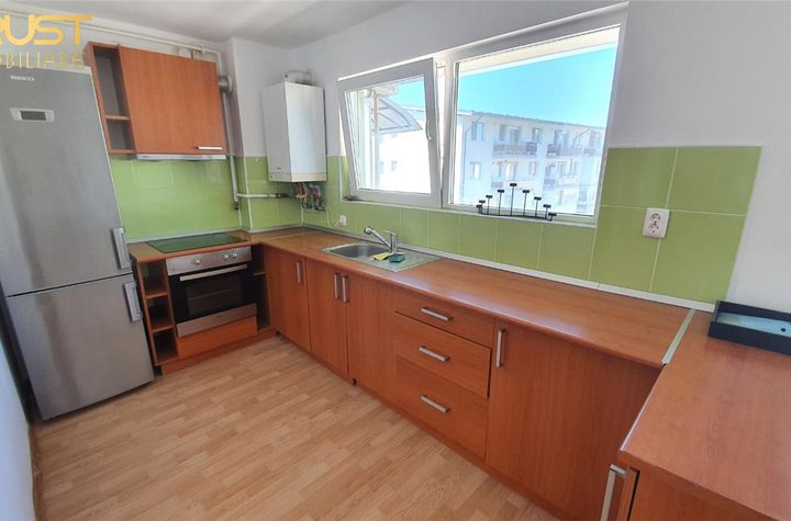 Apartament 2 camere de vanzare FLORESTI  - Cluj anunturi imobiliare Cluj