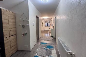 Apartament 3 camere de vanzare RADAUTI - Suceava anunturi imobiliare Suceava