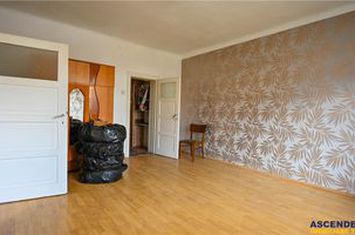 Casă - 2 camere de vanzare FLORILOR - Brasov anunturi imobiliare Brasov