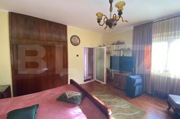 Casă - 7 camere de vanzare DEMOCRATIEI - Prahova anunturi imobiliare Prahova