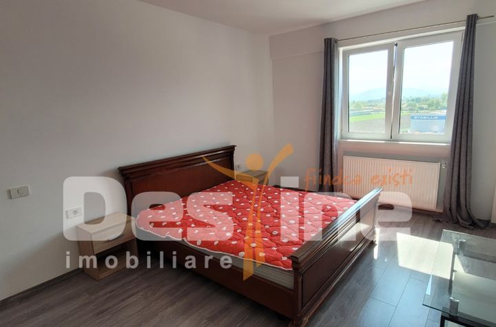 Apartament 3 camere de vanzare TRACTORU - Brasov anunturi imobiliare Brasov