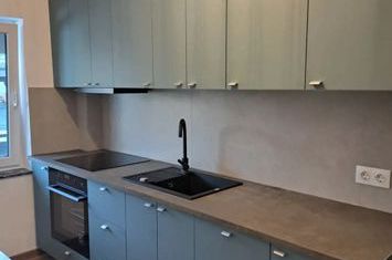 Apartament 3 camere de inchiriat TRACTORU - Brasov anunturi imobiliare Brasov