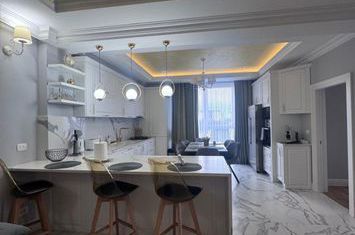 Apartament 3 camere de vanzare RADAUTI - Suceava anunturi imobiliare Suceava