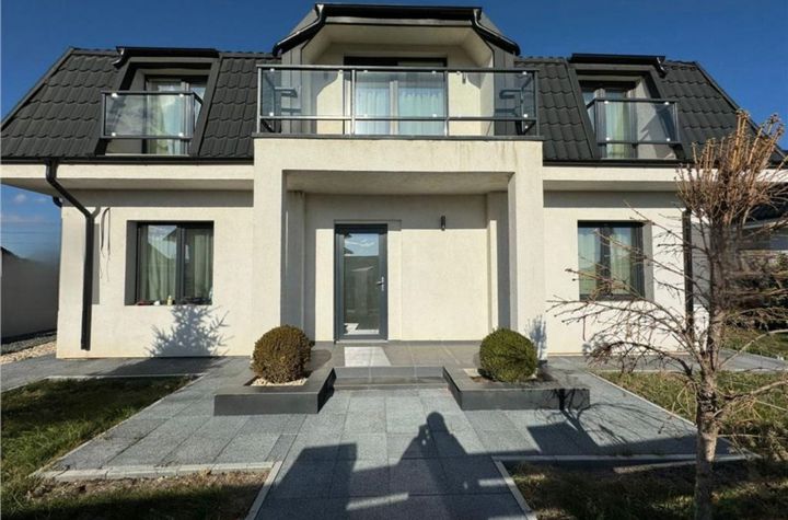 Casă - 5 camere de vanzare FOCSANI - Vrancea anunturi imobiliare Vrancea