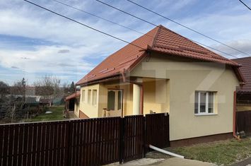 Casă - 4 camere de vanzare PETELEA - Mures anunturi imobiliare Mures