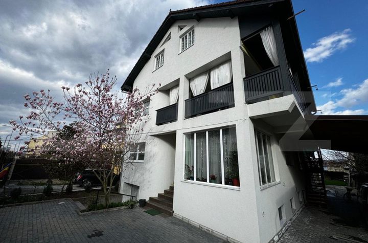 Vilă - 7 camere de vanzare CETATE - Alba anunturi imobiliare Alba