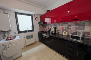 Apartament 3 camere de vanzare BACAU - Bacau anunturi imobiliare Bacau