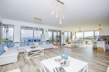Vilă nouă 364 mp la 30 m de mare, Akti Nea Kerdyllia anunturi imobiliare Grecia