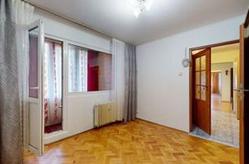 Apartament 3 camere bloc reabilitat Berceni - Emil Racovita anunturi imobiliare Bucuresti