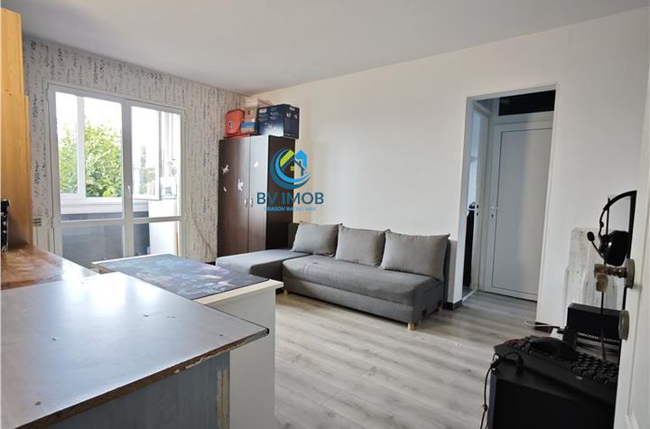 Apartament 2 camere de vanzare SCRIITORILOR - Brasov anunturi imobiliare Brasov