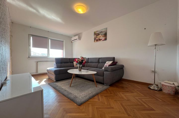 Apartament 3 camere de inchiriat VASILE AARON - Sibiu anunturi imobiliare Sibiu