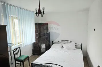 Casa cu 3 camere de vanzare in Ocnita/Jud.Valcea anunturi imobiliare Valcea