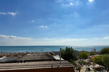 Apartament 2 camere de vanzare MAMAIA - Constanta anunturi imobiliare Constanta