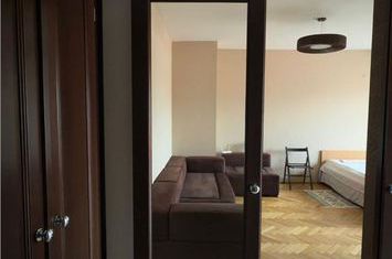 Garsonieră de inchiriat CENTRUL CIVIC - Brasov anunturi imobiliare Brasov