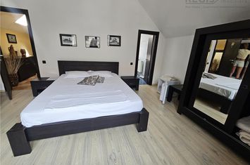 Casă - 5 camere de vanzare CENTRUL ISTORIC - Brasov anunturi imobiliare Brasov