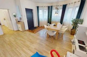 Casă - 4 camere de vanzare SURA MARE - Sibiu anunturi imobiliare Sibiu