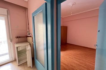 Garsonieră 30 mp, etaj 2 — Serres (Taxiarches) anunturi imobiliare Grecia