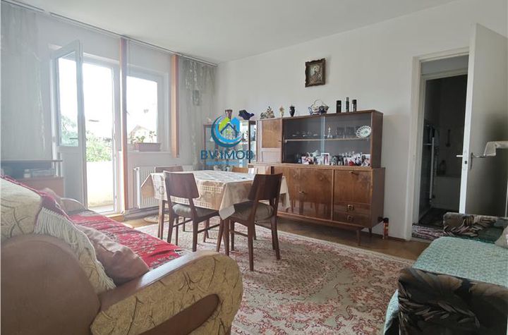 Apartament 2 camere de vanzare VLAHUTA - Brasov anunturi imobiliare Brasov