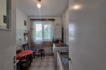 Apartament 2 camere de vanzare CENTRAL - Bacau anunturi imobiliare Bacau