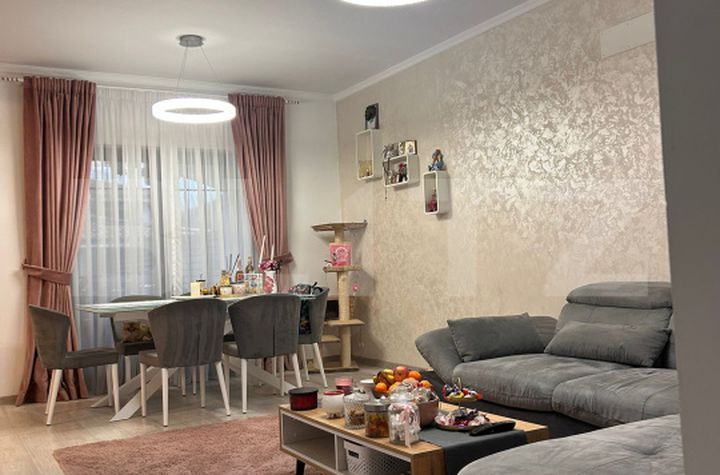 Vilă - 5 camere de vanzare DUMBRAVITA - Timis anunturi imobiliare Timis