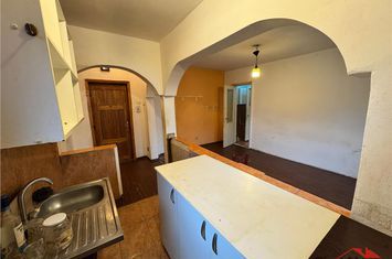Apartament 2 camere de vanzare SUD - Vrancea anunturi imobiliare Vrancea