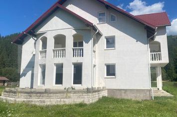 Vilă - 16 camere de vanzare SUCEAVA - Suceava anunturi imobiliare Suceava