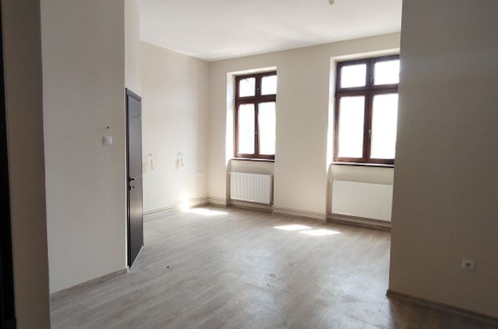 Casă - 4 camere de vanzare SIBIU - Sibiu anunturi imobiliare Sibiu