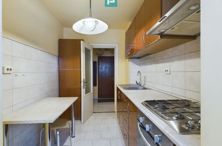 Apartament cu 3 camere, etaj intermediar anunturi imobiliare Timis