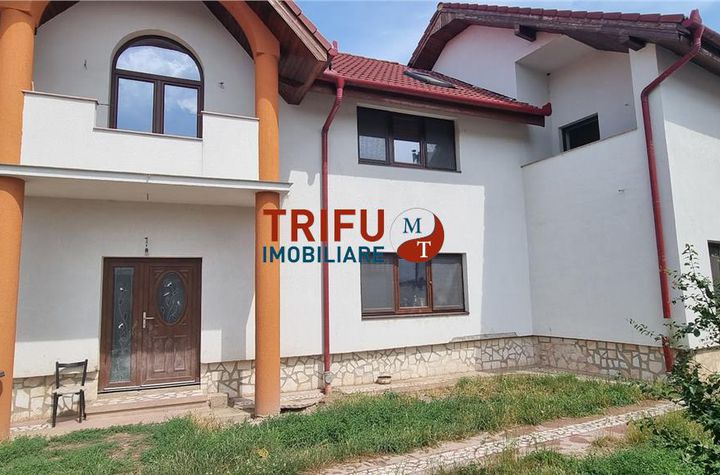 Vilă - 10 camere de vanzare CENTRAL - Alba anunturi imobiliare Alba