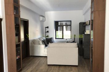 Apartament 3 camere de vanzare PARCUL CAROL - Bucuresti anunturi imobiliare Bucuresti