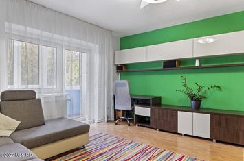 Apartament 3 camere de vanzare CRANGASI - Bucuresti anunturi imobiliare Bucuresti