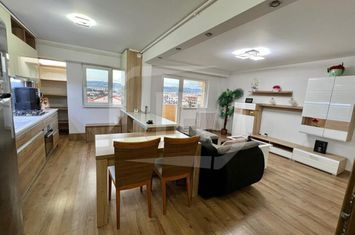 Apartament 4 camere de vanzare CLUJ-NAPOCA - Cluj anunturi imobiliare Cluj