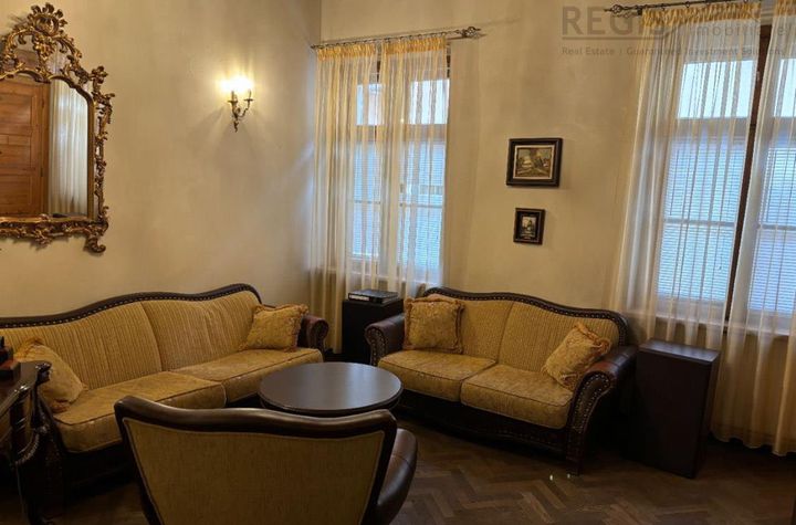 Vilă - 4 camere de vanzare CENTRAL - Brasov anunturi imobiliare Brasov