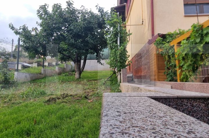 Vilă - 3 camere de vanzare IASI - Iasi anunturi imobiliare Iasi