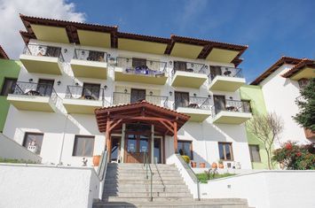 Hotel 2261 mp pe teren 13500 mp, Akritochori anunturi imobiliare Grecia