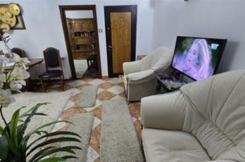 Apartament 3 camere de vanzare BURDUJENI - Suceava anunturi imobiliare Suceava
