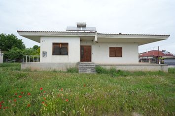Casă independentă 150 mp în Ampelakia, teren 805 mp anunturi imobiliare Grecia