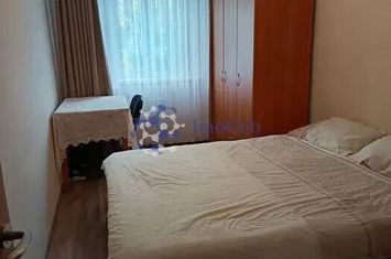 Apartament de vanzare cu 3 camere- Zona Alexandru cel Bun Iasi anunturi imobiliare Iasi
