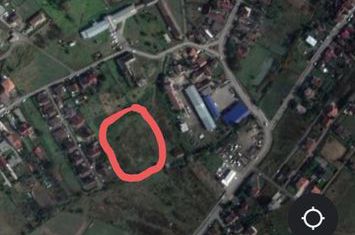 Teren intravilan 5.700 mp in Corunca,zona castelului,34 eu/mp anunturi imobiliare Mures