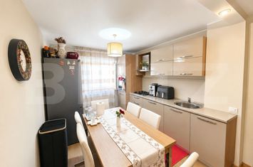 Apartament 2 camere de vanzare ALBA IULIA - Alba anunturi imobiliare Alba