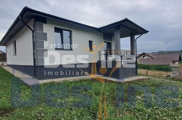 Casă - 4 camere de vanzare IASI - Iasi anunturi imobiliare Iasi