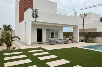 Casă - 4 camere de vanzare PILAR DE LA HORADADA - Spania anunturi imobiliare Spania