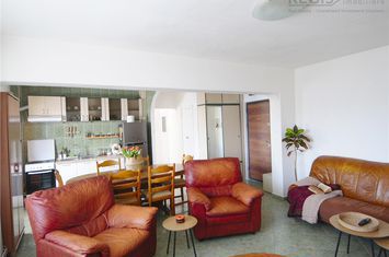 Apartament 3 camere de inchiriat CENTRUL CIVIC - Brasov anunturi imobiliare Brasov