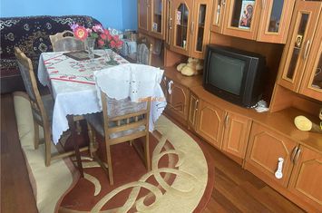 Apartament 3 camere de vanzare NORD-EST - Vrancea anunturi imobiliare Vrancea